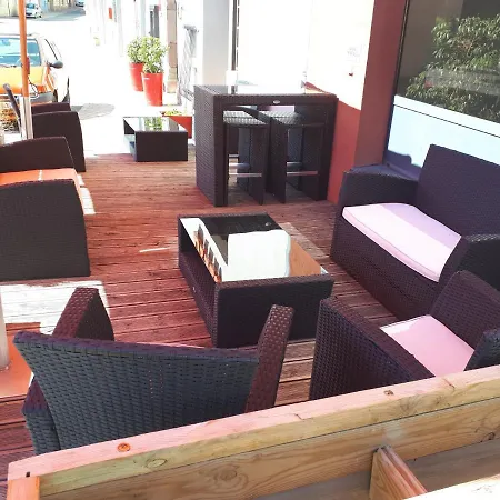 מלון Logis Restaurant Des Voyageurs פונט-דה-סאלארס