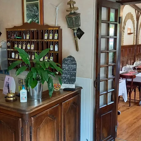 Logis Restaurant Des Voyageurs פונט-דה-סאלארס