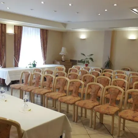 Logis Restaurant Des Voyageurs מלון