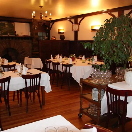 Logis Des Voyageurs Hotel Pont-de-Salars