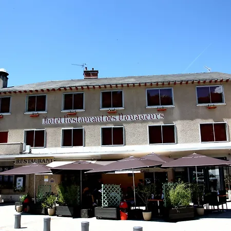 Logis Restaurant Des Voyageurs, Lacs Du Levezou Hotel