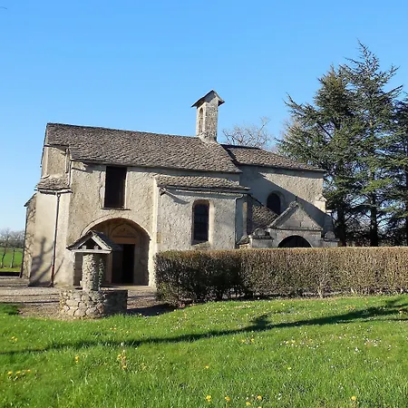 Logis Restaurant Des Voyageurs, Lacs Du Levezou Hotel