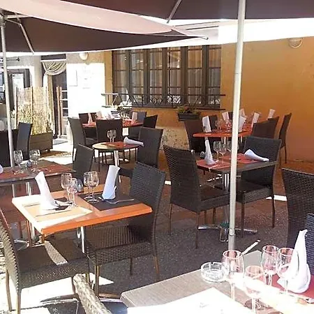 Logis Restaurant Des Voyageurs, Lacs Du Levezou 2* Pont-de-Salars
