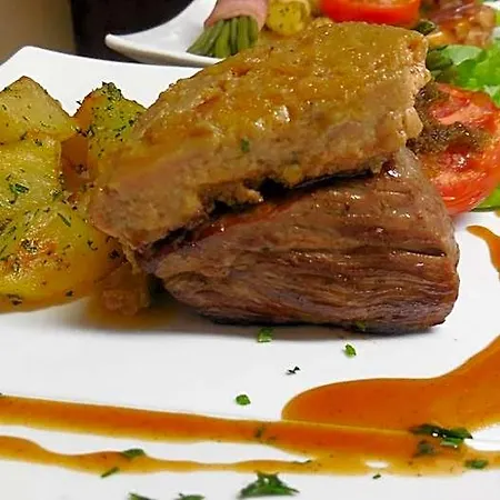 Logis Restaurant Des Voyageurs, Lacs Du Levezou 2* Pont-de-Salars