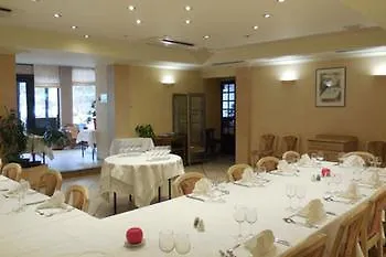 Hotel Logis Restaurant Des Voyageurs, Lacs Du Levezou