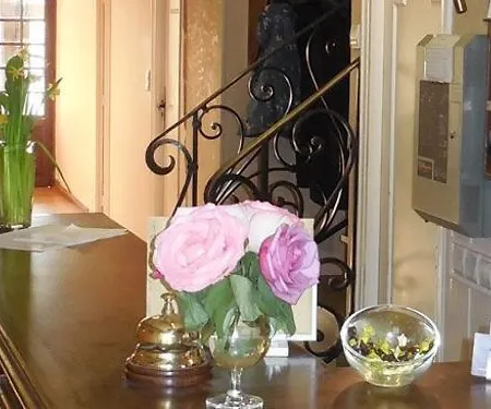 Logis Des Voyageurs Hotel