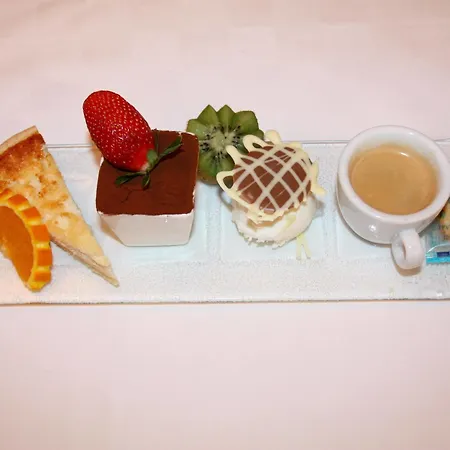 Logis Restaurant Des Voyageurs, Lacs Du Levezou 2*