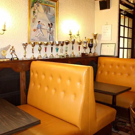 Logis Restaurant Des Voyageurs