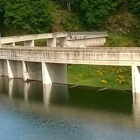 Hotel Logis Restaurant Des Voyageurs, Lacs Du Levezou
